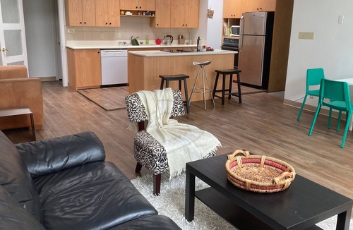 Oakridge House | Conference and Self-Isolation Paradise in Kerrisdale/Oakridge