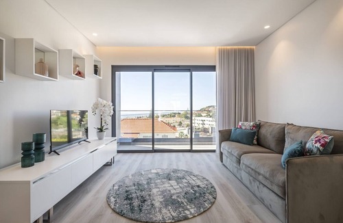 Santo Antonio Apartment | Contemporary Residence B by Madeira Sun Travel