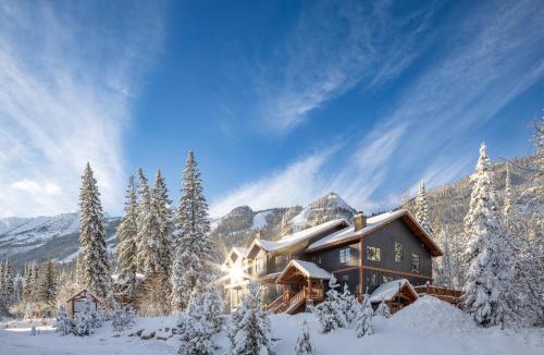 Golden Cabin | Copper Horse Lodge