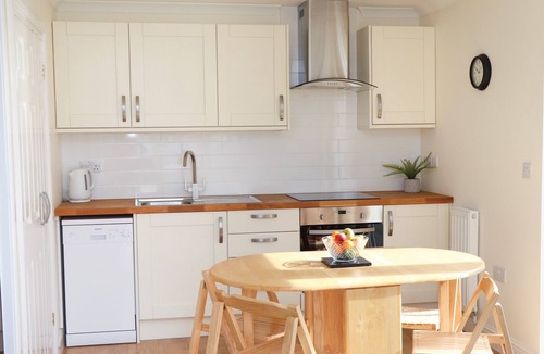 Lincoln Cottage | COPSE VIEW, romantic, with a garden in Reepham, Lincolnshire