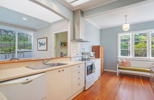 Coromandel House | Coro Harbour View - Coromandel Holiday Home