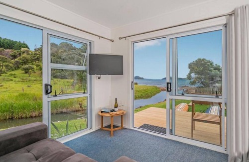 Coromandel RV Rental | Coromandel Shelly Beach TOP 10 Holiday Park
