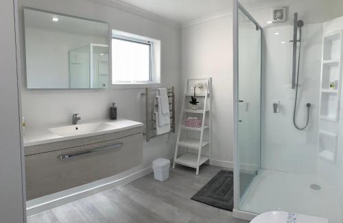 Coromandel House | Coromandel Town Harbourside Cottage Luxury Accommodation