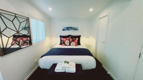 Coromandel House | Coromandel Town Harbourside Cottage Luxury Accommodation