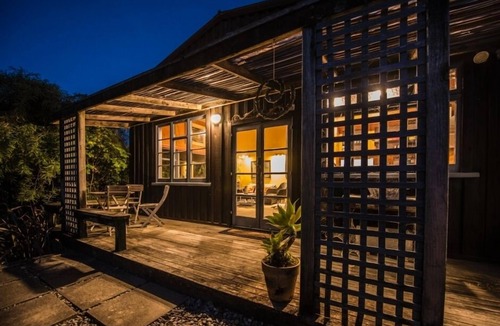 Upper Moutere Cottage | Corru Gate: Rural-Chic 2-3bdrm Cottage 7 acres near Mapua seaside village Nelson