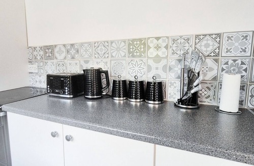 Newark upon Trent Apartment | Cosy 2BR House on Quiet Street