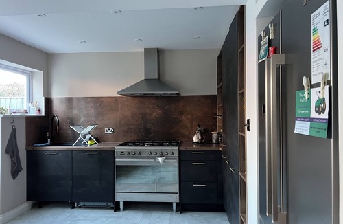 Abingdon House | Cosy and Modern Retreat in Abingdon