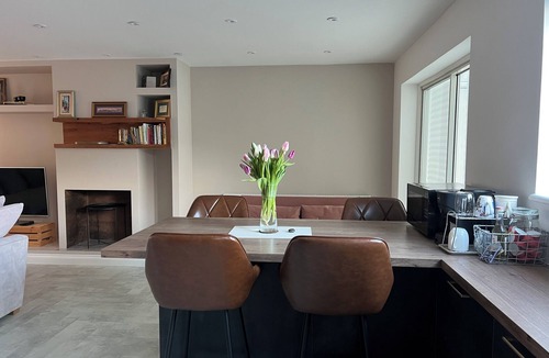Abingdon House | Cosy and Modern Retreat in Abingdon