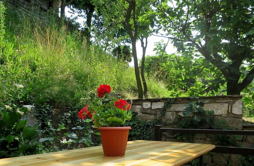 Mergozzo Apartment | Cosy apartment for 6 guests with WIFI, TV, terrace, pets allowed and parking