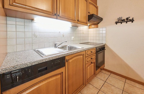 Granges Apartment | Cosy apartment for 8 guests with WIFI, TV, balcony, pets allowed and panoramic view