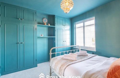 Henley House | Cosy cottage within walking distance to Hart Street, perfect for exploring Henley-on-Thames - Pass the Keys