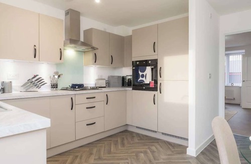Derby House | Cosy Home | Parking | Royal Derby Hospital