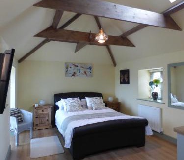 Glentham Apartment | Cosy Studio Cottage