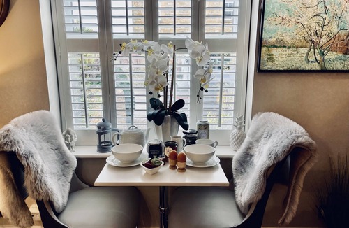 Chipping Campden Cottage | Cotswold Chic Retreats "Jacinabox" in Chipping Campden The Cotswolds