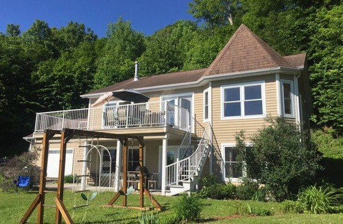 Stratford Cottage | Cottage - Rendez-vous 1046 (bord de l’eau 2 min, accès privé)