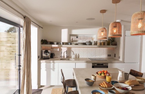Charlton-on-Otmoor Apartment | Countryside Retreat with Hot Tub near Bicester Village