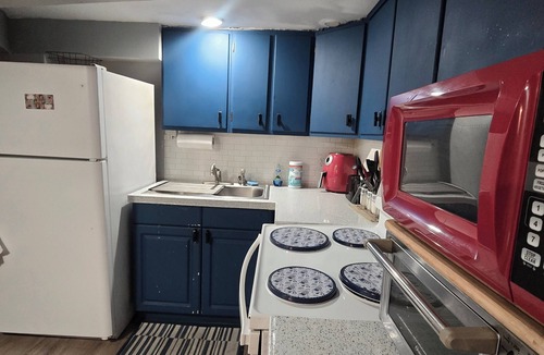 Troy Apartment | Cozy 1-bedroom apartment in welcoming Troy with AC