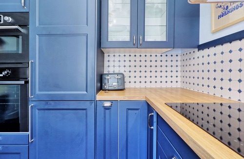 Buckhurst Hill House | Cozy 3-bed home in Buckhurst Hill, excellent for London. Commuters &Contractors.