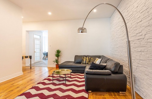 Pointe-Saint-Charles Apartment | Cozy 3 bedrooms app near Metro