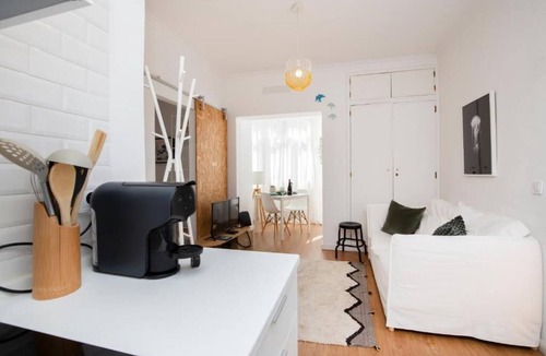 Estoril Apartment | Cozy and Modern Apartment Just a 5-minute Walk From Stunning Estoril Beach