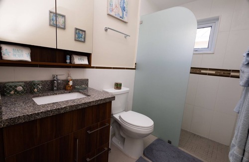 Lucea House | Cozy Beach House getaway in Lucea Hanover