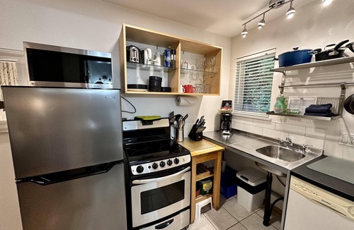 Ucluelet Cabin | Cozy cabin near walking trails and beaches!