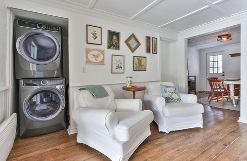 Knowlton Apartment | Cozy country 2 bedroom rental unit in Knowlton Village