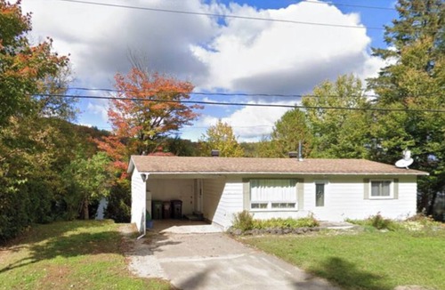 Amherst House | Cozy lakefront cottage - 15 minutes from Tremblant