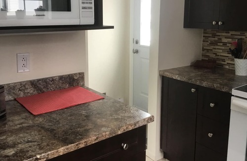 Hull House | Cozy little house