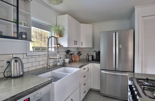 Ganges Cottage | Cozy space in Ganges