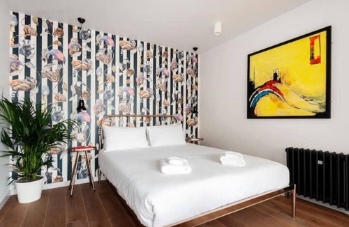 Weavers Apartment | Crashpads Shoreditch Mini Loft 3