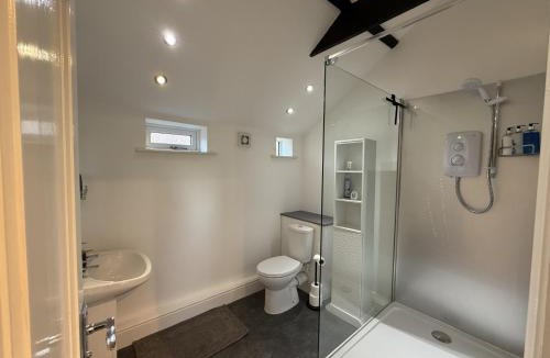 East Ravendale House | Crossways Beech Tree