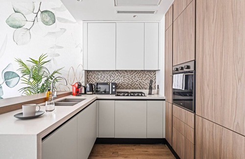 Dubai Marina Apartment | Desert Living I Dubai Marina