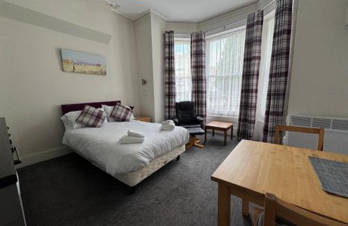 Eastbourne Seafront Apartment | Devonshire House Holiday Flats