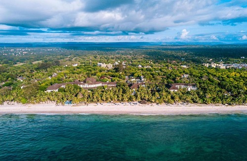 Diani Beach Resort | Diani Reef Beach Resort & Spa - Your Beachfront Bliss Awaits