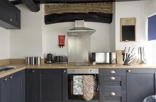 Castle Donington Apartment | Donington Cottage Apt 4