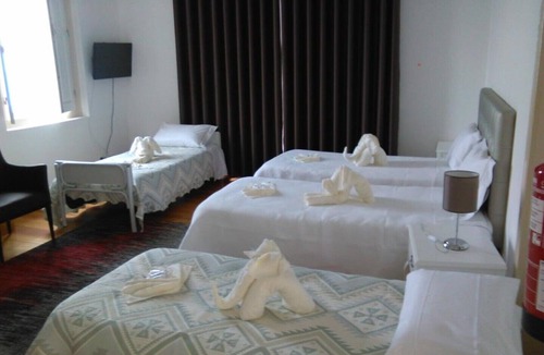 Armamar House | Double or Twin Room with View