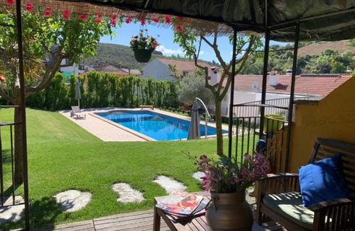 Braganca Apartment | Double Room 4 - Solar de Rabal with Private Bathroom