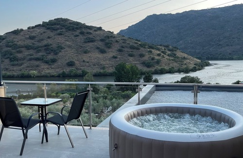 Cabanas de Baixo Apartment | Douro Visit House 6