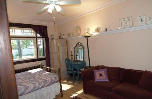 Centretown Bed & Breakfast | Downtown Bed and Breakfast