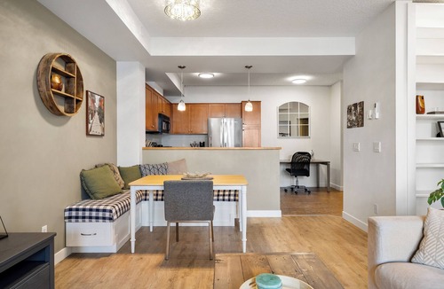 Mission District Condo | Downtown River Condo: AC, near Saddledome, Free Underground Parking