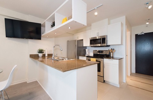Downtown Vancouver Condo | E1 - Chic Downtown Jr. 1 Bedroom