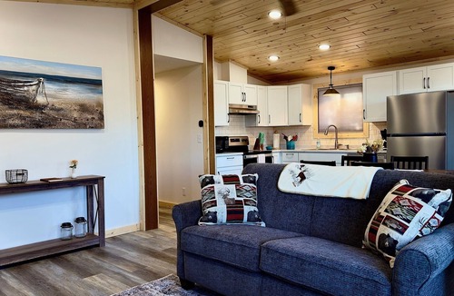 Crosslake House | East Shore Cottage on Cross Lake
