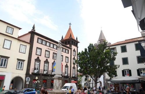 Se Apartment | Edificio Charles 102