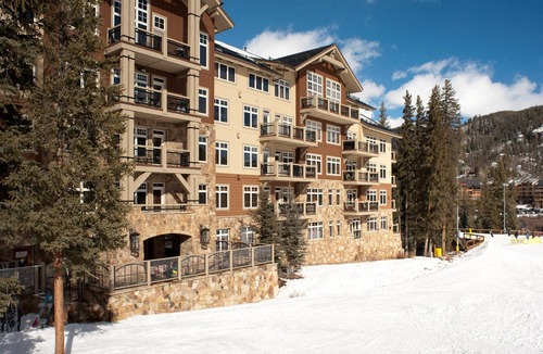 Keystone Condo | Elegant Ski-in/Ski-out Condo + Outdoor Hot Tub