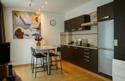 Sint-Jans-Molenbeek Apartment | Elios Living Studio Mettewie
