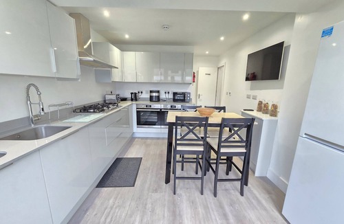 Watford House | En suite, double bed in Watford
