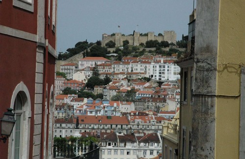 Sacramento Apartment | ENCANTO DO DUQUE - Lisbon Super Central - CHIADO - Cozy and Peaceful.