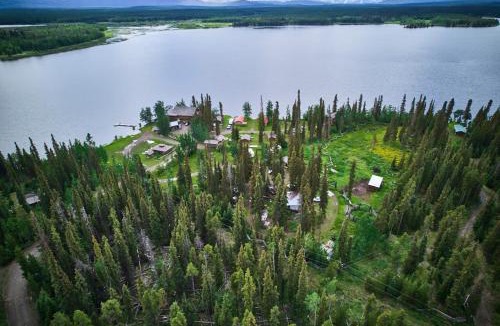 Anahim Lake Resort | Escott Bay Resort