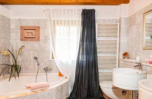 Santa Maria Maior House | Espaçosa Villa Barandales com belo design